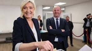 Marin Le Pen və Olivye Forun da daxil olduğu ilk turda seçilən 76 deputatın xəritəsi