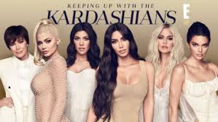 "The Kardashians" filmində Kris Jenner şişi və keçirəcəyi yumurtalıq əməliyyatı haqqında danışır