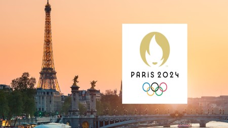 Paris 2024 Olimpiya Oyunları: Amélie Oudéa-Castéra Sena çayında üzdükdən sonra sağlamlığını yoxlayır