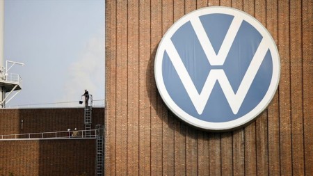 Volkswagen Almaniyada üç fabrikini bağlayacaq və minlərlə iş yerini ixtisar edəcək  