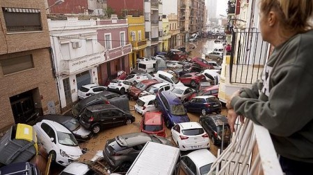 İspaniyada daşqınlar nəticəsində onlarla insan ölüb və itkin düşüb