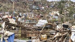 Mayotte: Élisabeth Borne, Çido siklonundan sonra müəllimləri və tələbələri sözlərlə (və bir neçə tədbirlə) sakitləşdirməyə çalışır