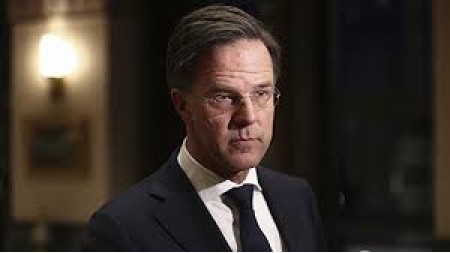 Mark Rutte NATO üzvlərini müdafiə xərclərini artırmağa çağırır