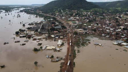 Rivierasında daşqınlar nəticəsində üç nəfər ölüb, iki nəfər itkin düşüb