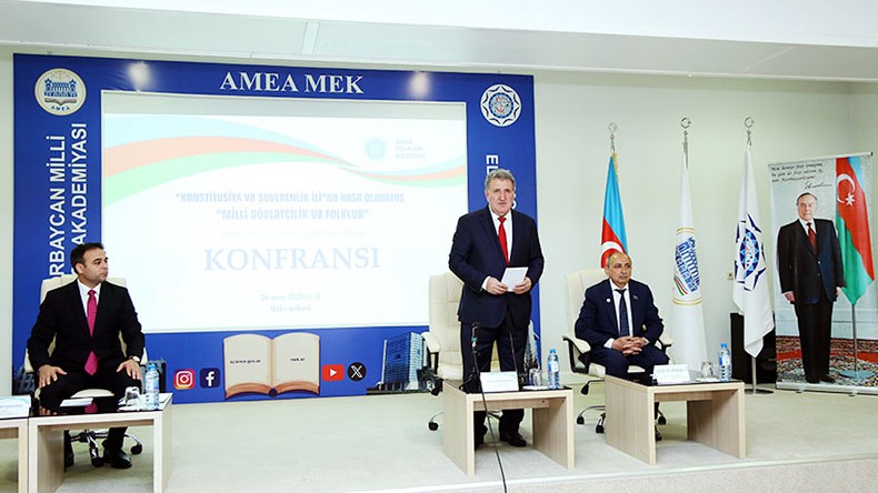 “Milli dövlətçilik və folklor” mövzusunda respublika elmi konfransı keçirilib
