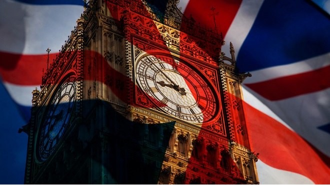 "Ümid edirəm ki, Britaniya ictimaiyyəti bu razılaşmanın nə dərəcədə praktik olduğunu görəcək" dedi Şefçoviç
