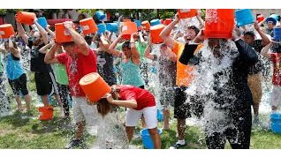 Ice Bucket Challenge başqa bir səbəblə interneti daşqın etdikdən on bir il sonra geri qayıdır