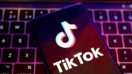 TikTok sayəsində yeniyetmələr dəriyə qulluqdan aludə olurlar və onların dərisi əziyyət çəkmək riski altındadır