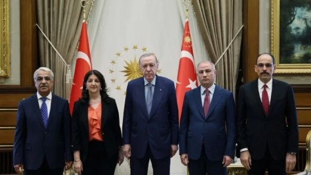 Ərdoğan DEM Partiya üzvləri ilə görüşüb - YENİLƏNİB