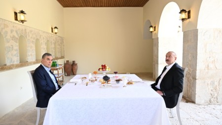 Liderlər Şuşada Mehmandarovların malikanə kompleksində -FOTOLAR