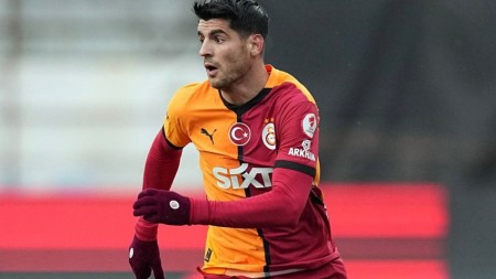 "Qalatasaray" məşhur hücumçusu ilə vidalaşıb