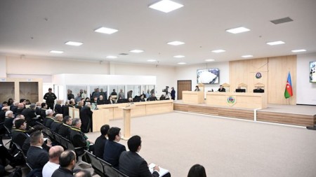 Azərbaycanlılara qarşı cinayətlər törədilməsi ilə bağlı sənədlər məhkəmədə tədqiq olunur