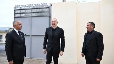 İlham Əliyev Xocalının Seyidbəyli kəndində olub - FOTOLAR