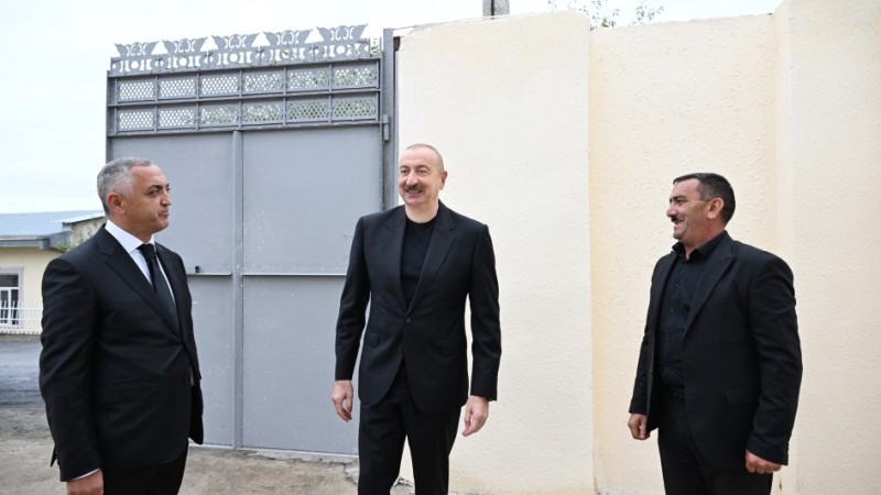 İlham Əliyev Xocalının Seyidbəyli kəndində olub - FOTOLAR