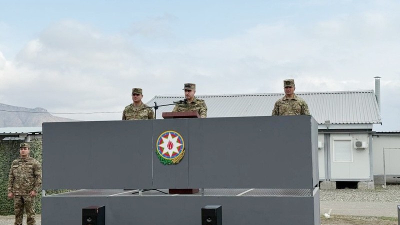 Hərbi prokuror Müdafiə Nazirliyinin xüsusi təyinatlıları ilə görüşüb