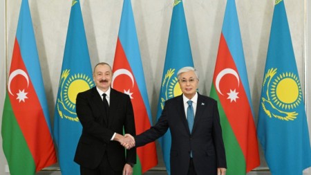 Astanada İlham Əliyevin rəsmi qarşılanma mərasimi olub - FOTOLAR - YENİLƏNİB