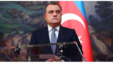 Ceyhun Bayramov Əlcəzairə getdi