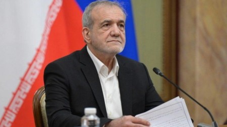 Pezeşkian: "Xalq ac olanda ölkəni idarə etmək mümkün deyil"