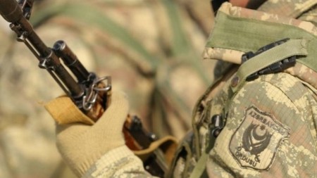 Zabitlərin dinc dövrdə həqiqi hərbi xidmət müddəti 6 ay azaldılır