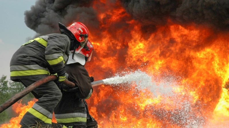 Sumqayıtda yataqxanada yanğın olub