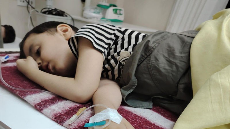 Nihatın həyatı sizin əlinizdədir: Anası yardım üçün müraciət etdi - FOTOLAR