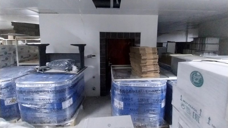 Kosmetoloji vasitələrin satışı anbarının fəaliyyəti dayandırılıb - VİDEO