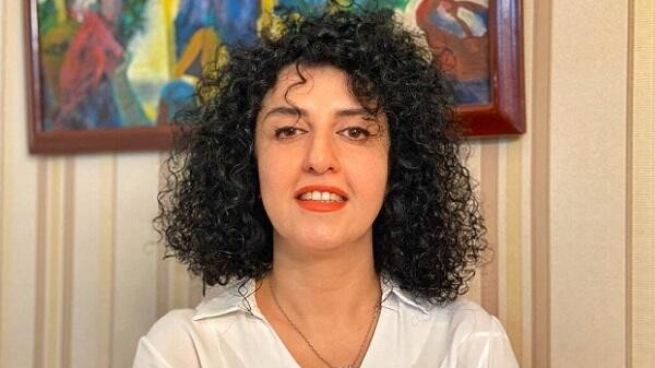 Nərgiz Məhəmmədi casusluqda günahlandırıldı