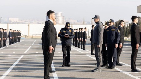 Vilayət Eyvazov gənclərin sırasından seçim etdi - 13 müharibə iştirakçısı polisə qəbul olundu - VİDEO