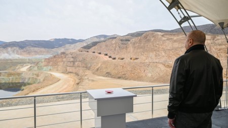 Prezident “Dəmirli” Filiz Emalı Kompleksinin fəaliyyəti ilə tanış oldu - FOTOLAR + YENİLƏNİB