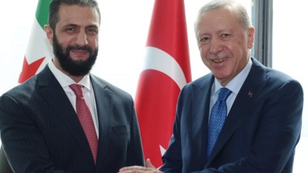 Ərdoğan Şaraa ilə Suriyadakı vəziyyəti müzakirə etdi