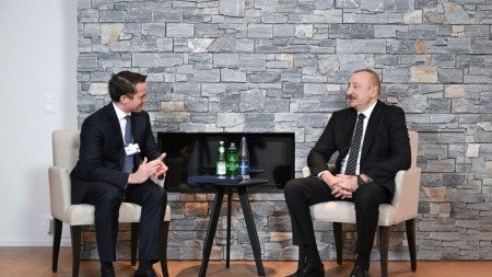 Prezident Davosda daha bir görüş keçirdi - FOTOLAR