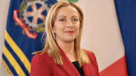 Roma: Giorgia Meloniyə Bənzəyən Mələk Təsvirli Bərpa Edilmiş Fresko Mübahisələrə Səbəb Olur