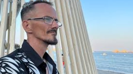 Jan Pormanovenin ölümündən altı ay sonra, niyə ədliyyə sistemi indi yalnız Kick platformasını hədəf alır?