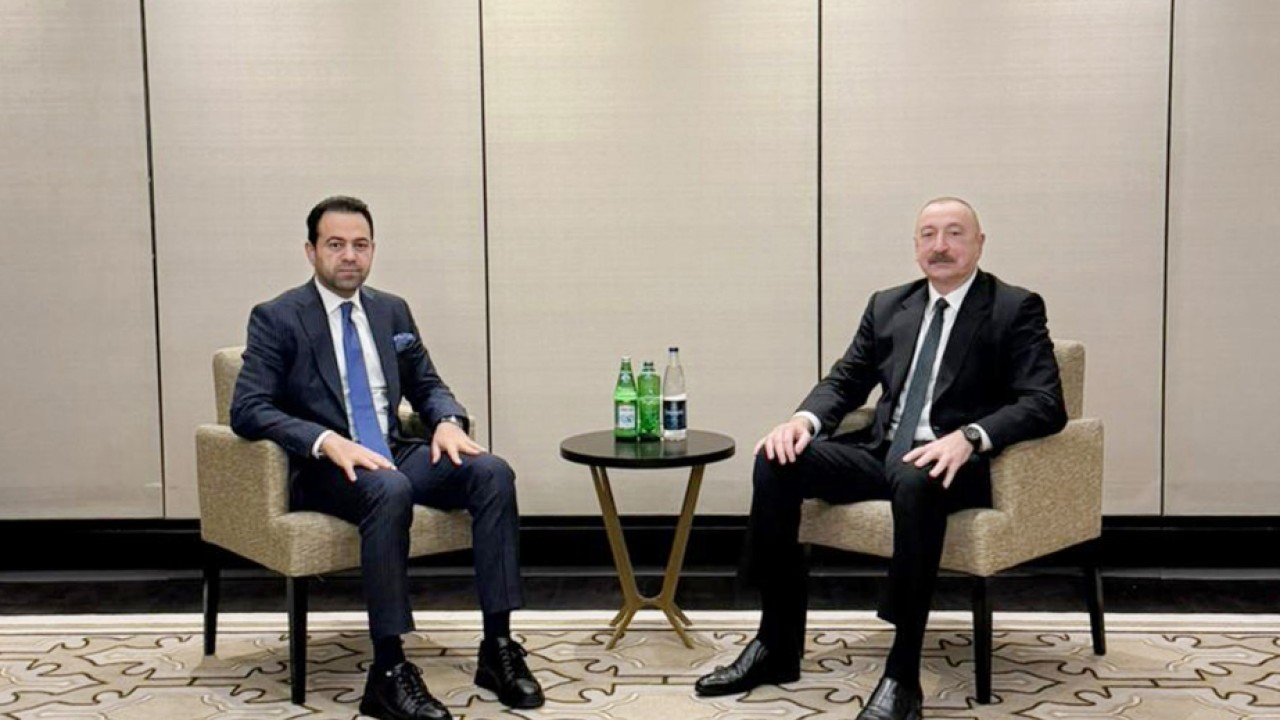 Prezident Əbu-Dabidə Müsəlman Ağsaqqalları Şurasının baş katibi ilə görüşdü