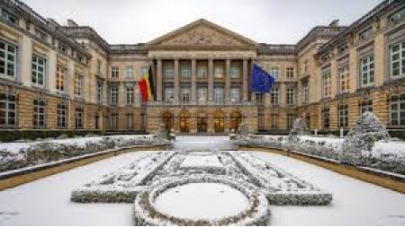 Eksklüziv: Brüsseldə siyasi çıxılmaz vəziyyətdə olan rəqəmsal avro