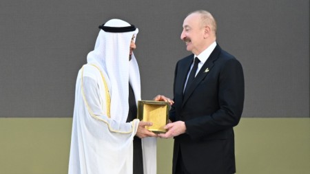 "İlham Əliyev ümid mayakıdır" - Roma Papası