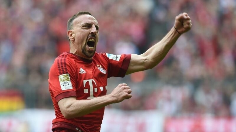 Ulduz futbolçunun adı Epşteyn işində hallanır