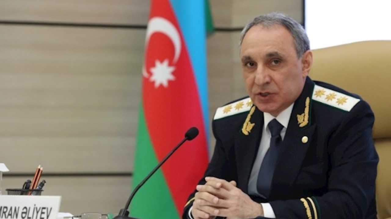 Kamran Əliyev Türkiyəyə getdi