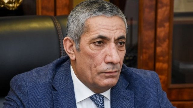 "Təqaüdçünün son ümidini əlindən alırlar" - Deputat