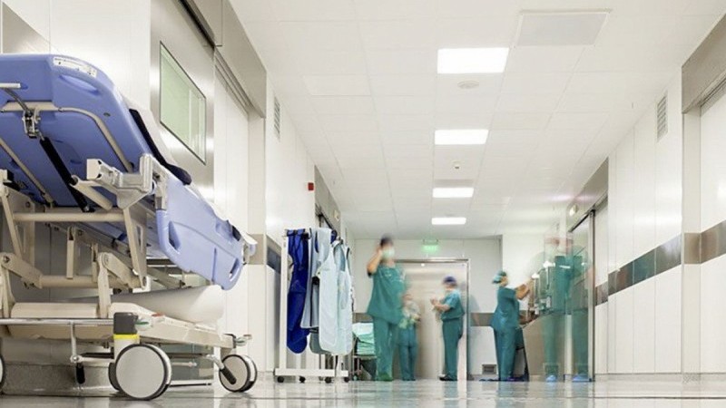 Bakıda qadın doğuşdan sonra öldü