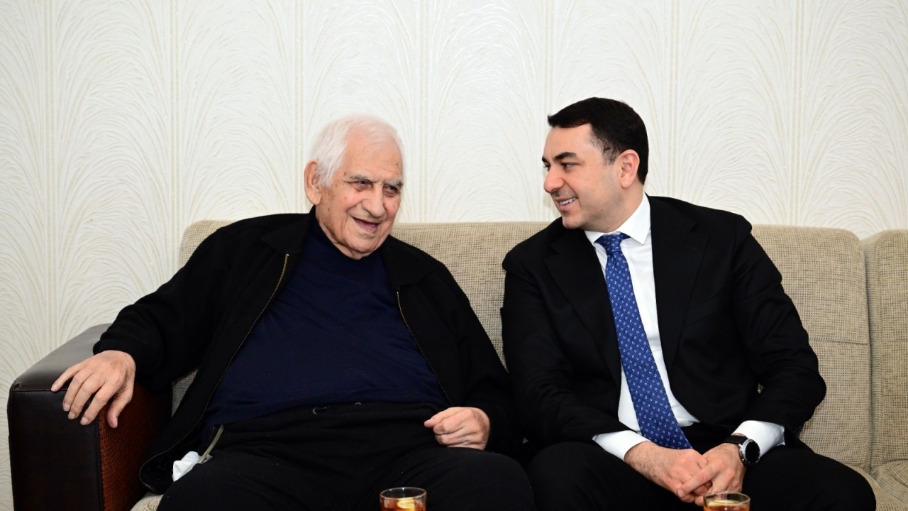 Adil Kərimli Nəriman Həsənzadəni evində ziyarət edib - FOTOLAR