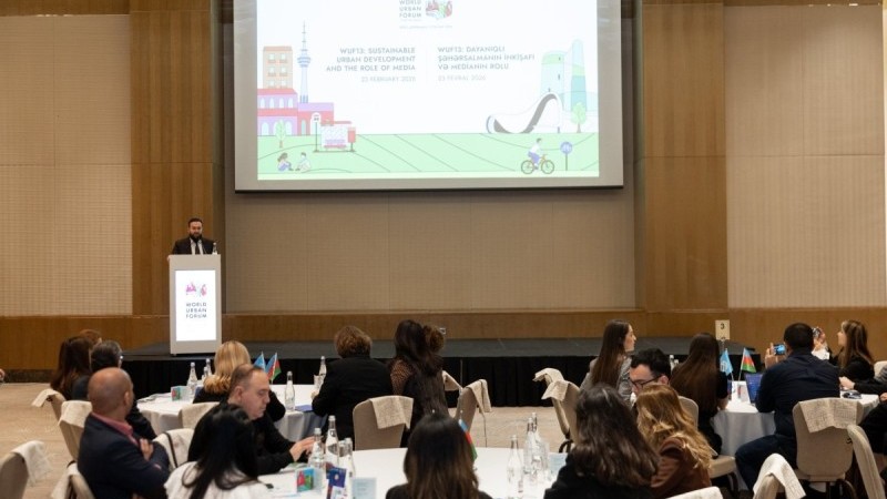 Media nümayəndələri üçün WUF13 haqqında məlumatlandırma sessiyası keçirildi - FOTOLAR