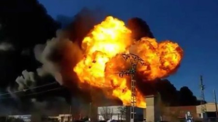 Sumqayıtda poladəritmə sexində partlayış - Fəhlələr xəsarət aldı