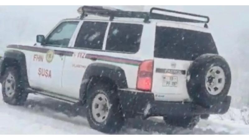 Xocalıda avtomobillərdə köməksiz qalanlara yardım edildi - VİDEO