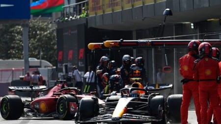 Formula 1-ə görə Bakıda paddok tikintisinə başlanıldı
