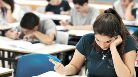 Buraxılış imtahanlarında 58 mindən çox şagird iştirak edəcək