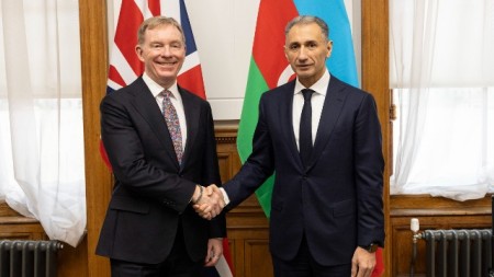 Nazir Rəşad Nəbiyev britaniyalı nazirlə görüşdü
