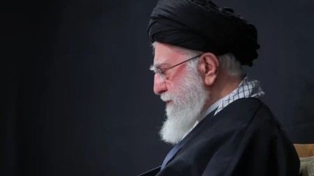 İsrail Xameneinin yeraltı bunkerinə zərbə endirdi