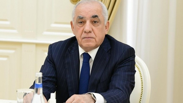 Əli Əsədov məmurları toplayıb, müşavirə keçirdi 