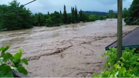 Qusarda 27 yaşlı gənci sel apardı 